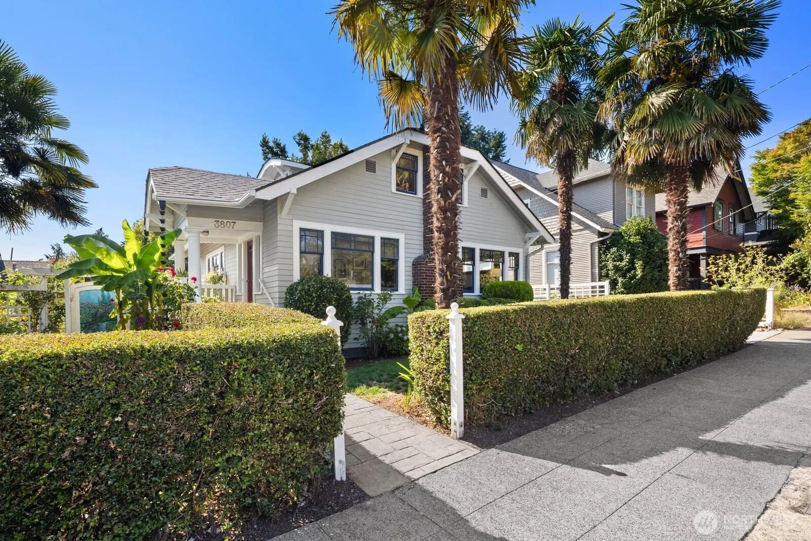 Property photo for 3807 Densmore Avenue N, Seattle