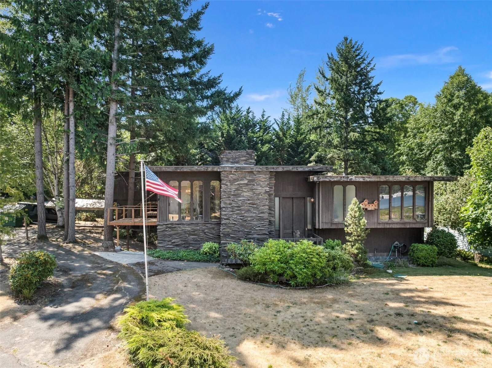 Property photo for 2001 Corbet Drive Nw, Bremerton