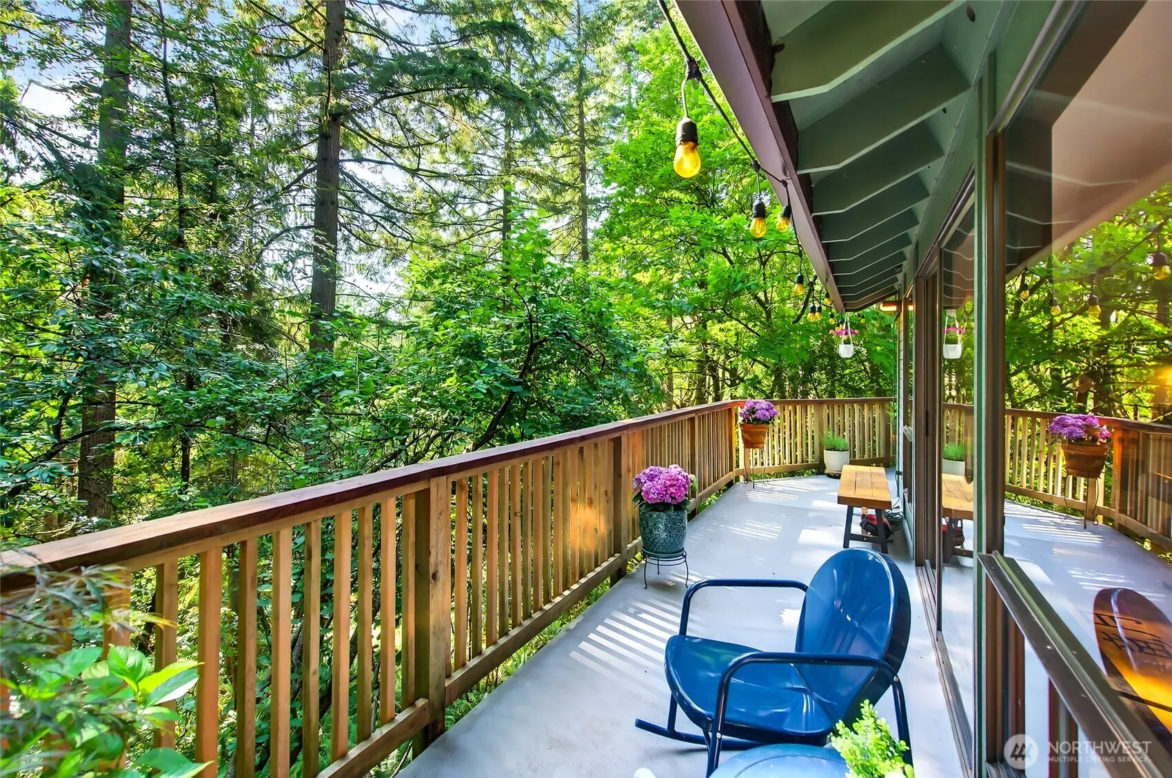 Property photo for 16 Sandalwood Court, Bellingham photo 3