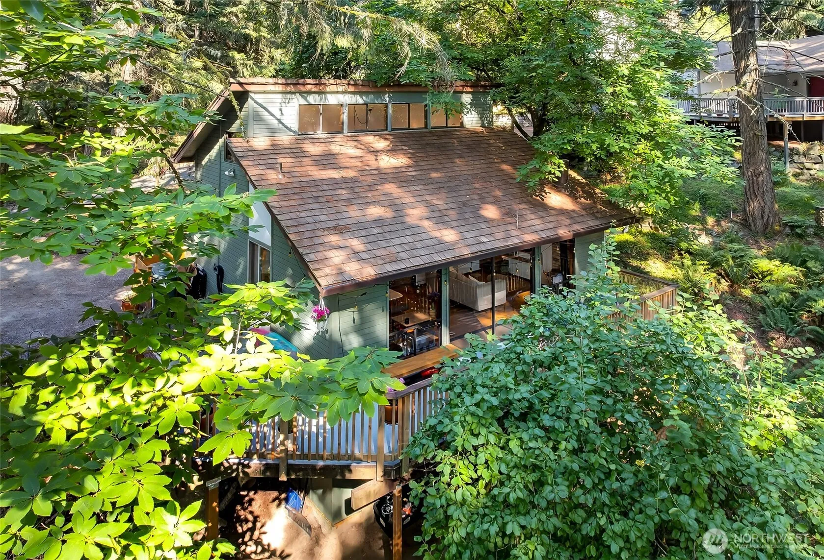 Property photo for 16 Sandalwood Court, Bellingham photo 2