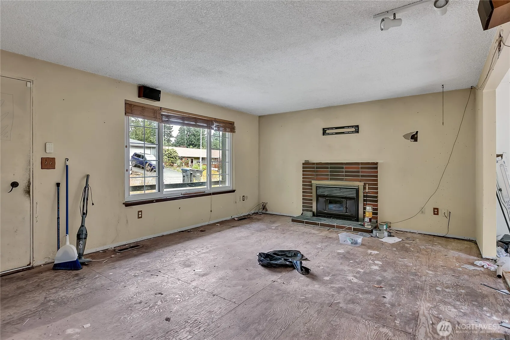 Property photo for 567 Ne Cottonwood Drive, Bremerton photo 4