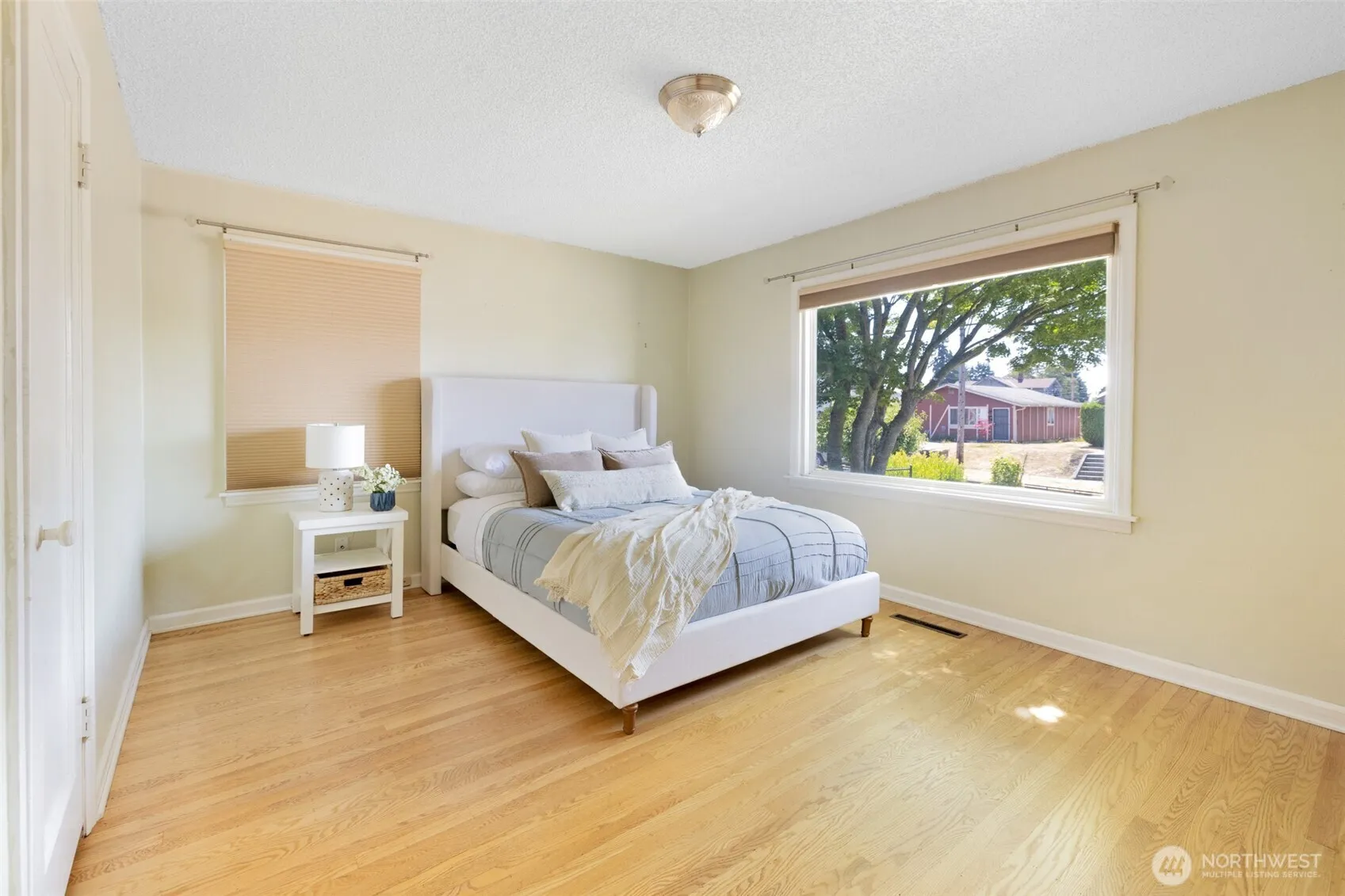 Property photo for 1661 S 44th Street, Tacoma photo 5