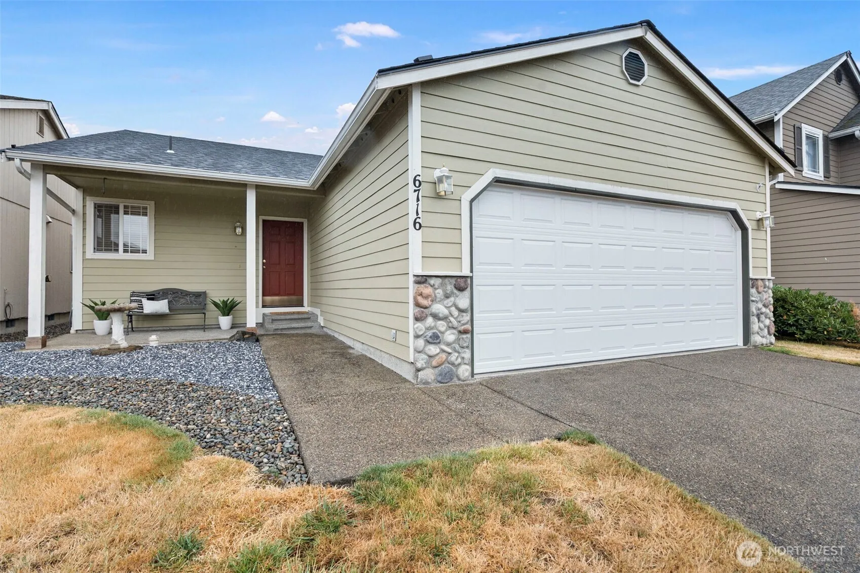 Property photo for 6716 135th Street Ct E, Puyallup photo 2