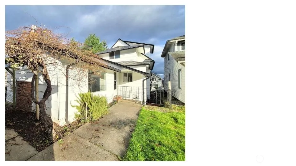 Property photo for 3226 Oakes Avenue, Everett photo 4