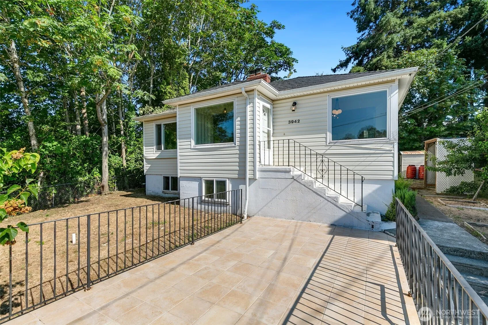 Property photo for 3942 S Pilgrim Street, Seattle