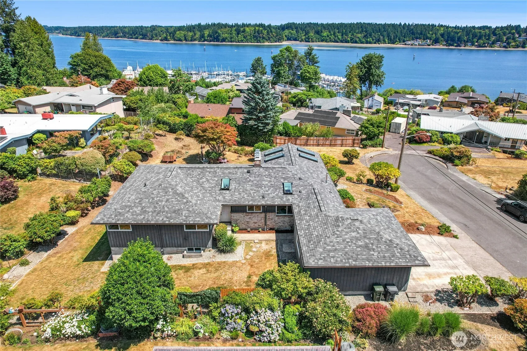 Property photo for 1410 Swallow Lane Nw, Olympia photo 4