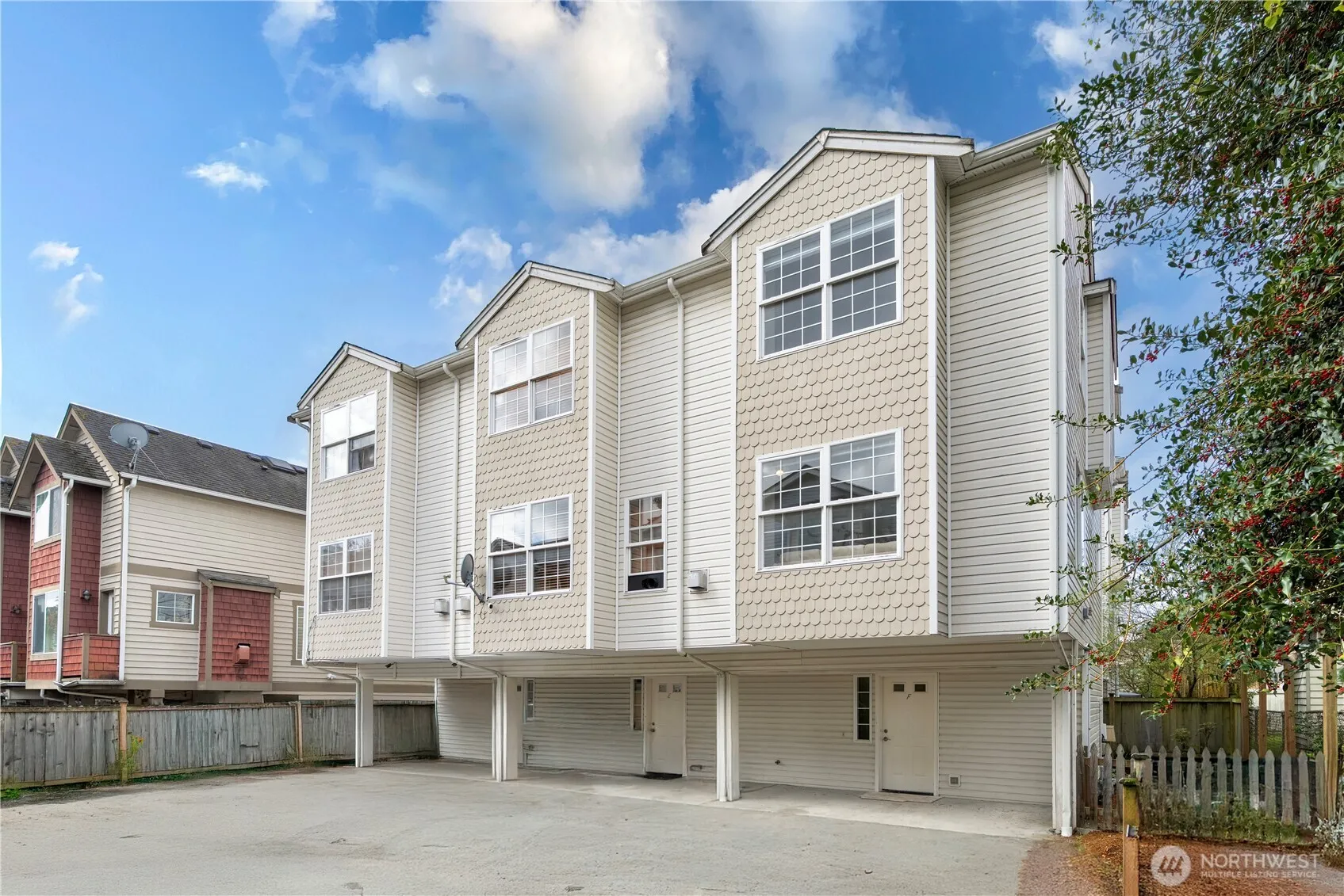 Property photo for 8526 Nesbit Avenue N #f, Seattle