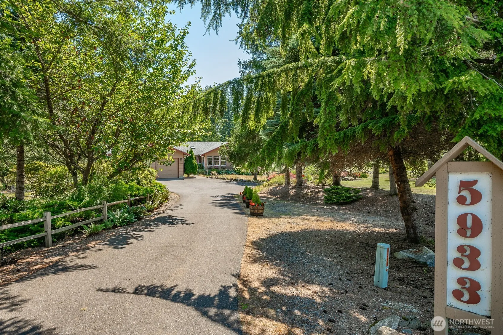Property photo for 5933 Everson Goshen Road, Bellingham