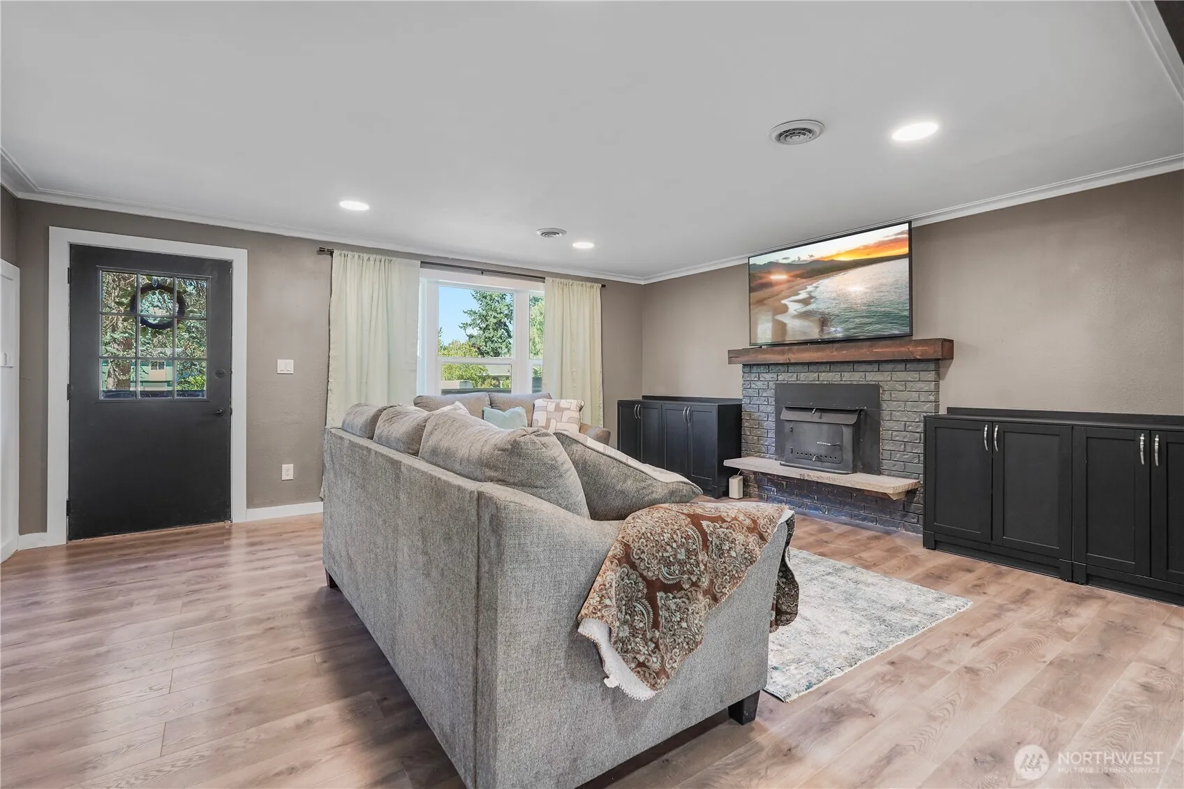 Property photo for 1408 156th Street Ct E, Tacoma photo 4