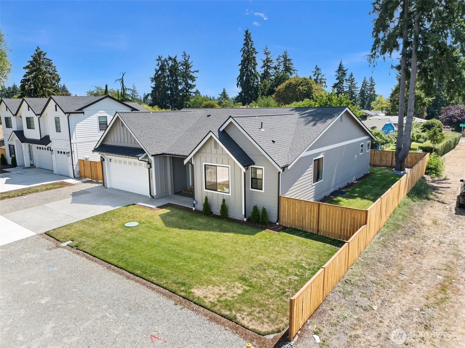 Property photo for 1322 114th Street S, Tacoma photo 2