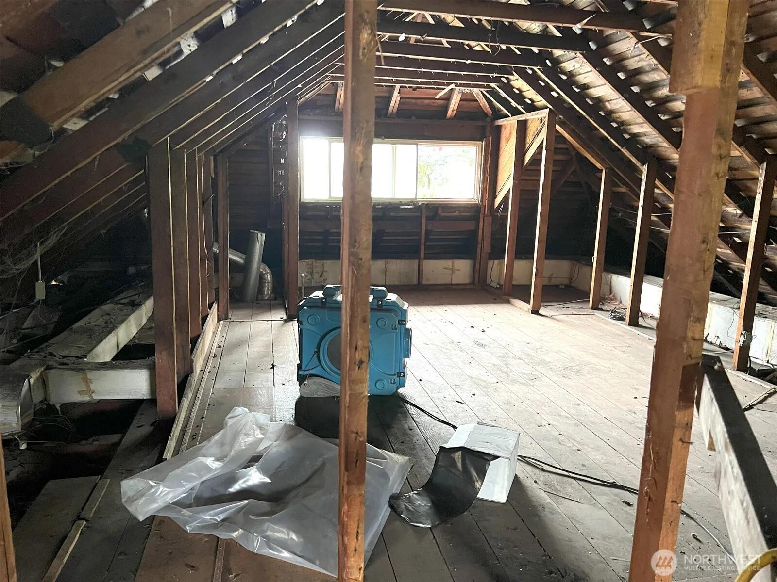 Property photo for 505 Burnett Avenue S, Renton photo 3