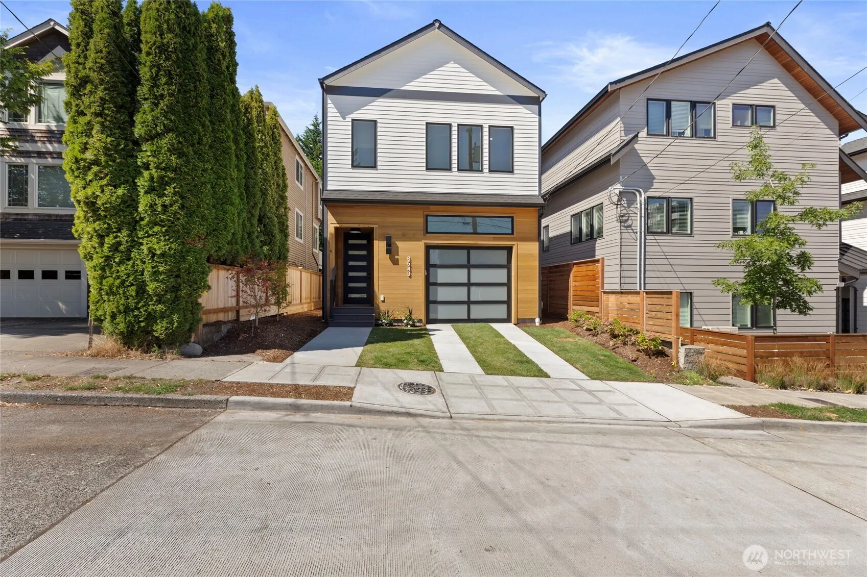 Property photo for 6543 Chapin Place N, Seattle photo 2