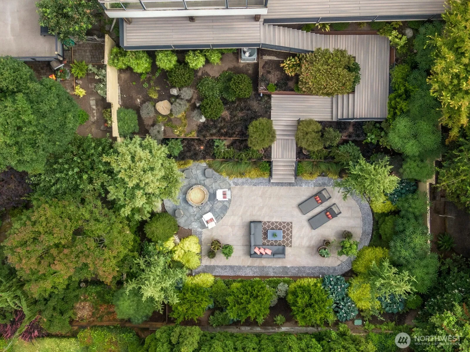 Property photo for 5621 Sw Manning Street, Seattle