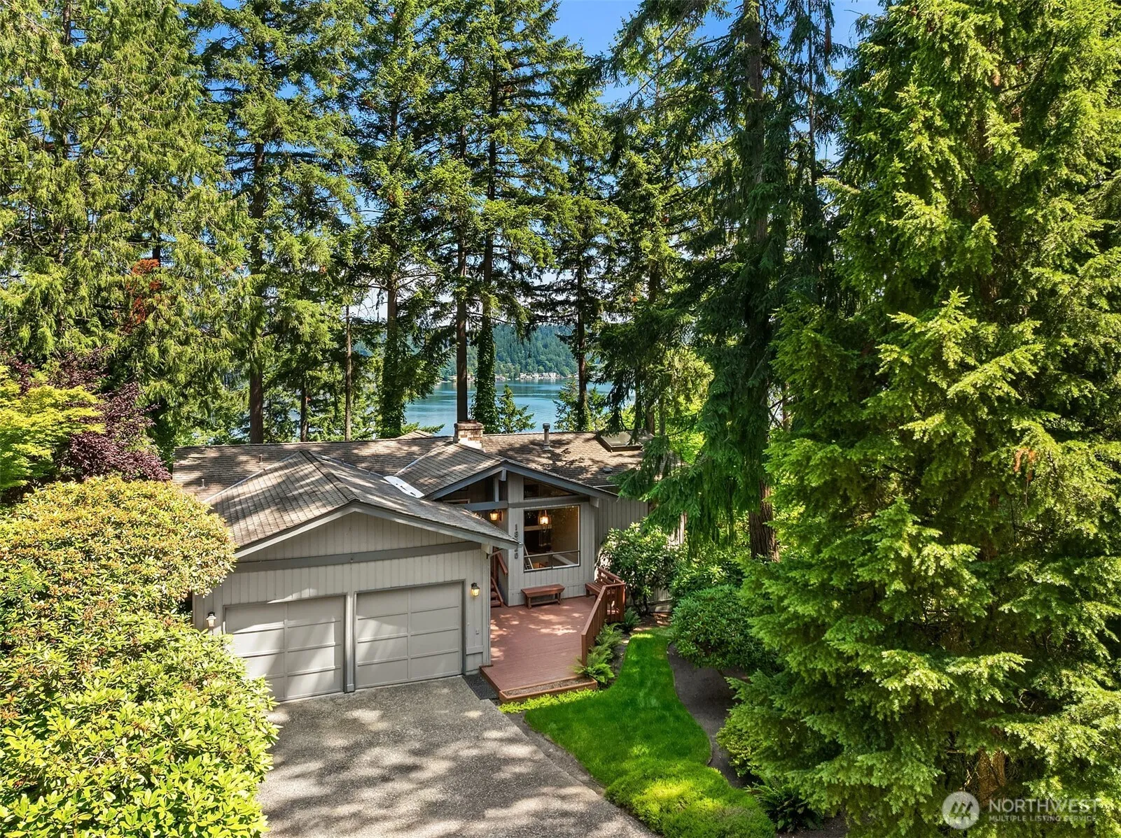 Property photo for 18920 Ne 20th Court, Redmond