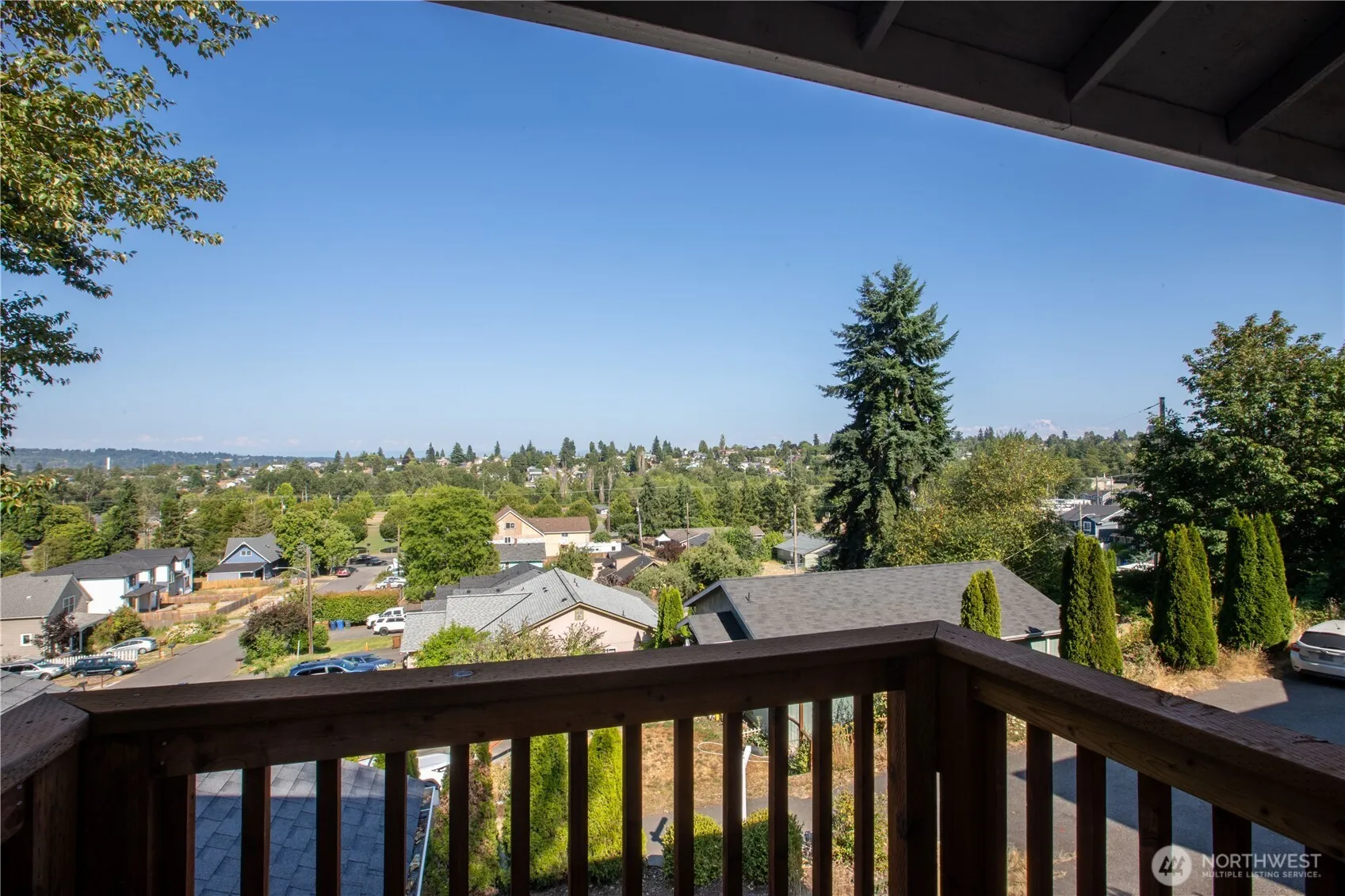 Property photo for 1414 E Harrison Street, Tacoma photo 3