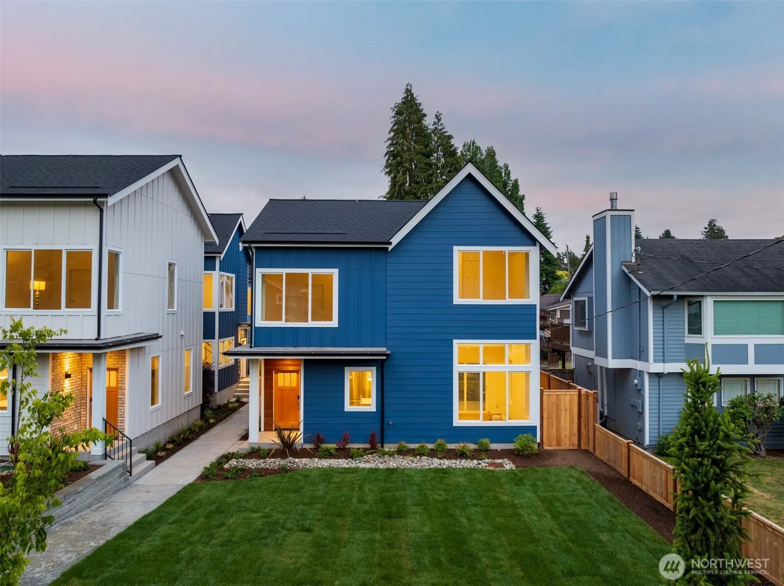 Property photo for 9216 4th Avenue Nw, Seattle photo 2
