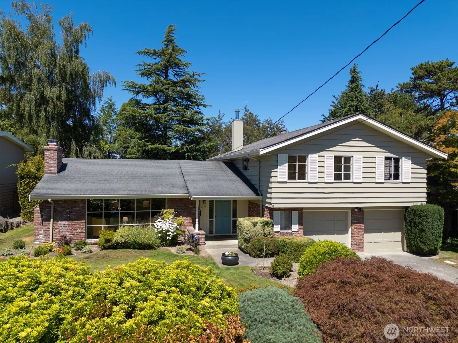 Property photo for 6526 Ne 60th Street, Seattle