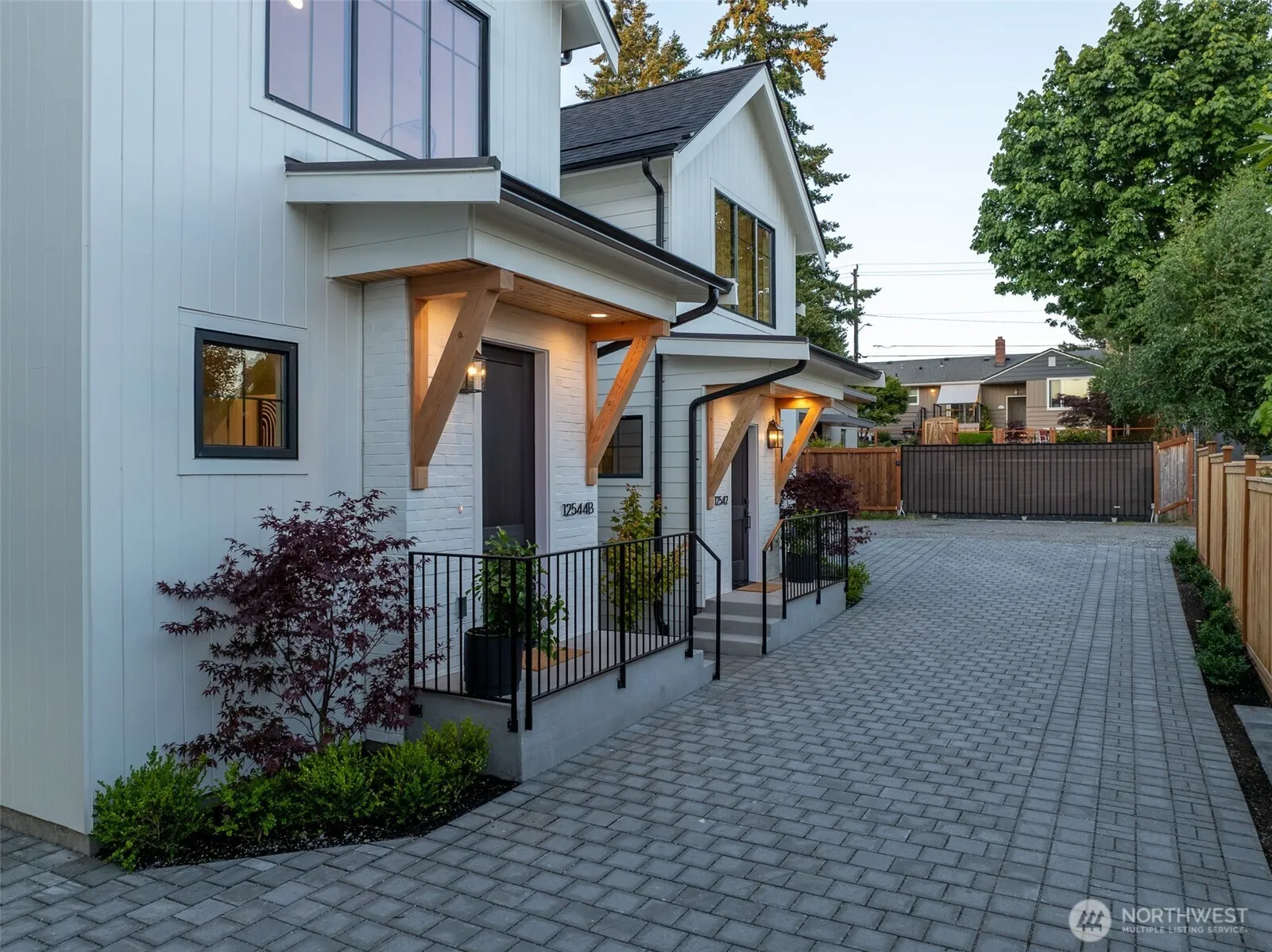 Property photo for 12544 2nd Avenue Nw #b, Seattle photo 3