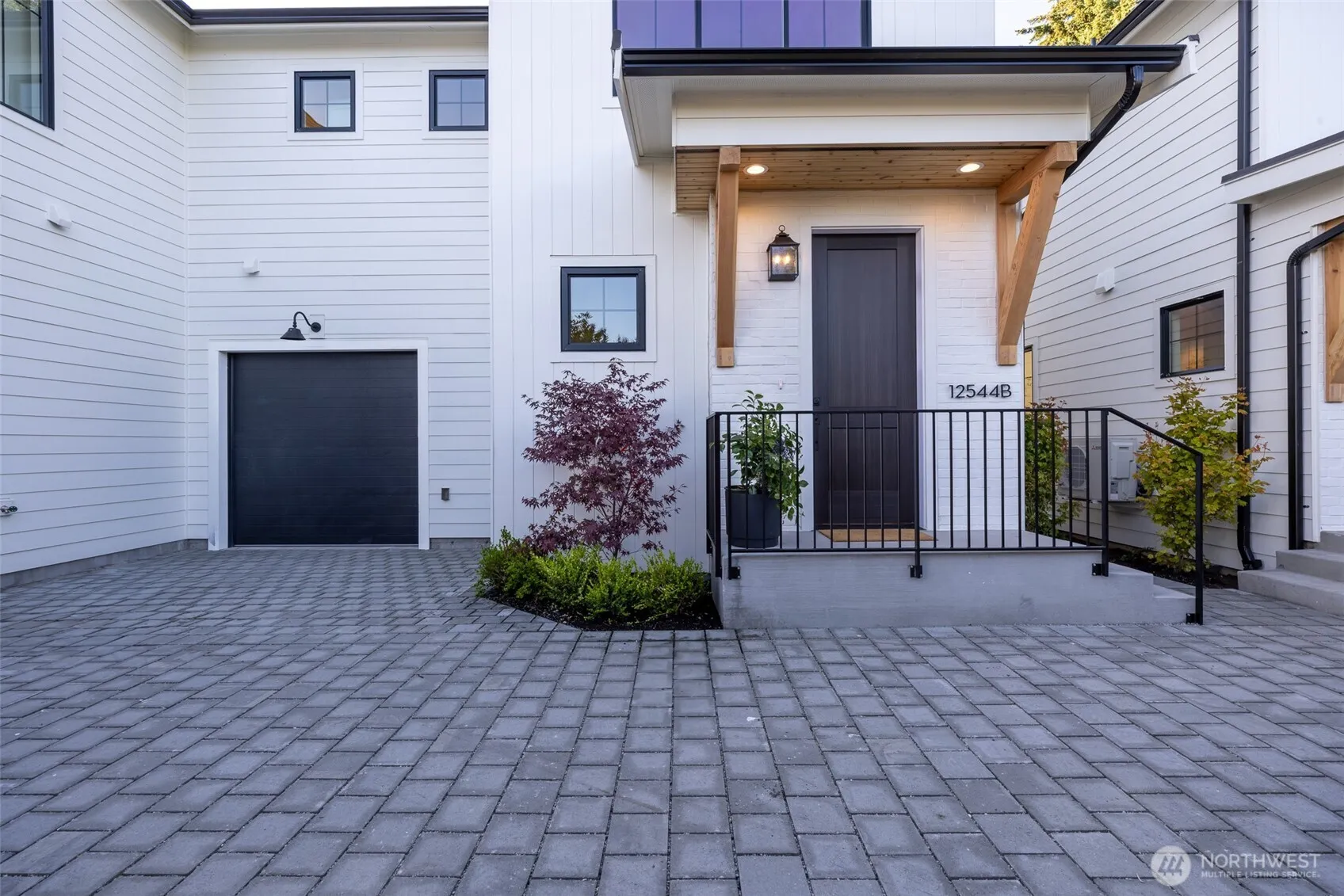 Property photo for 12544 2nd Avenue Nw #b, Seattle photo 4