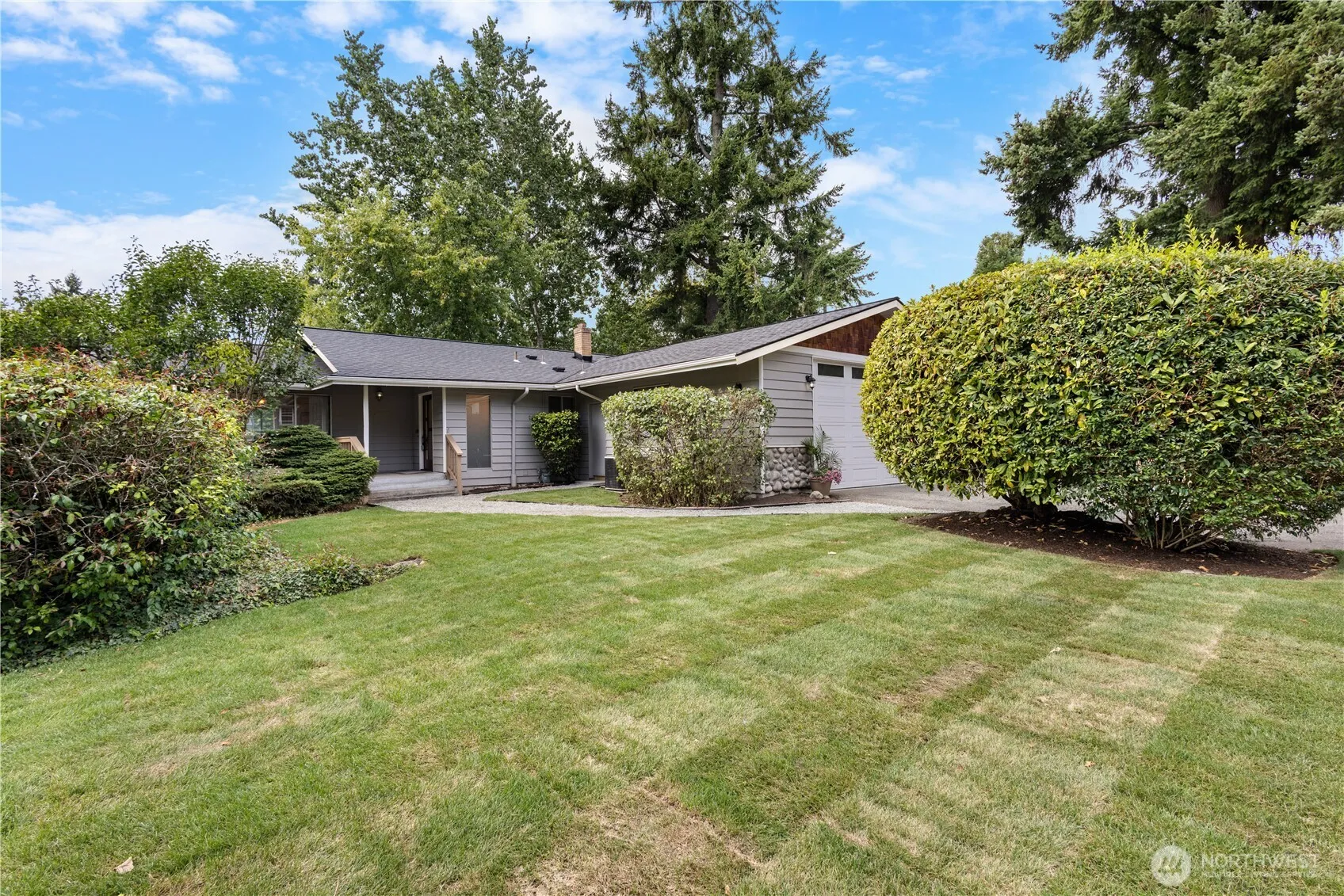 Property photo for 13427 90th Avenue Ne, Kirkland