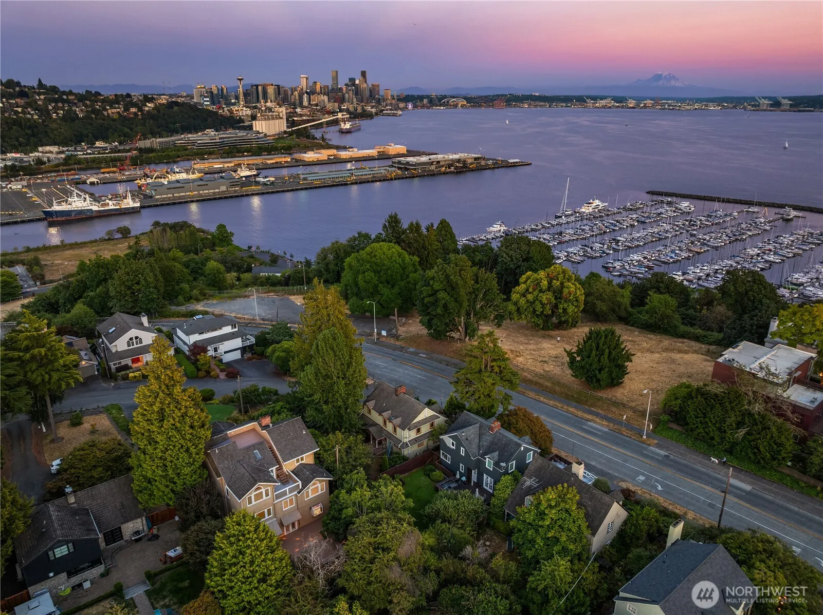 1511 Magnolia Way W, Seattle