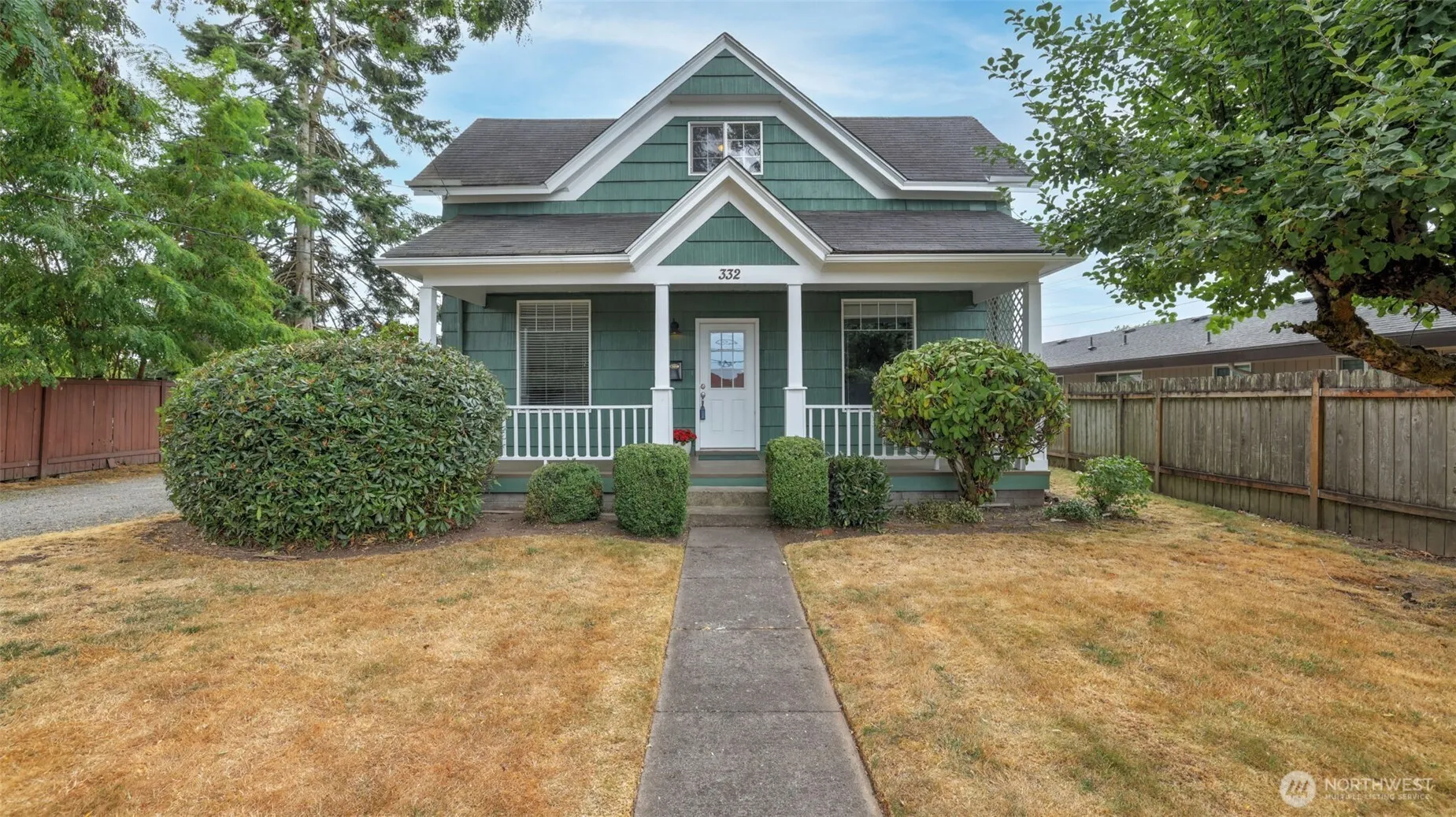 Property photo for 332 12th Street Nw, Puyallup photo 2