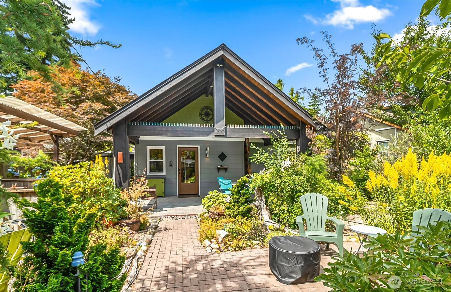 Property photo for 5008 50th Avenue Sw, Seattle