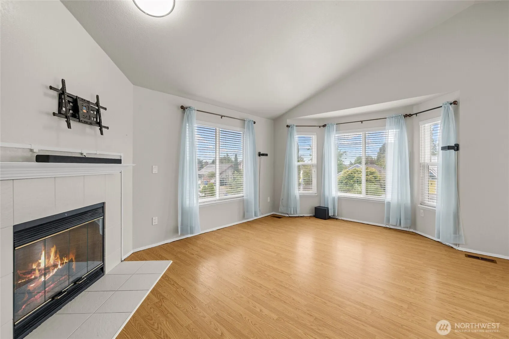 Property photo for 742 N 103rd Street, Seattle photo 5