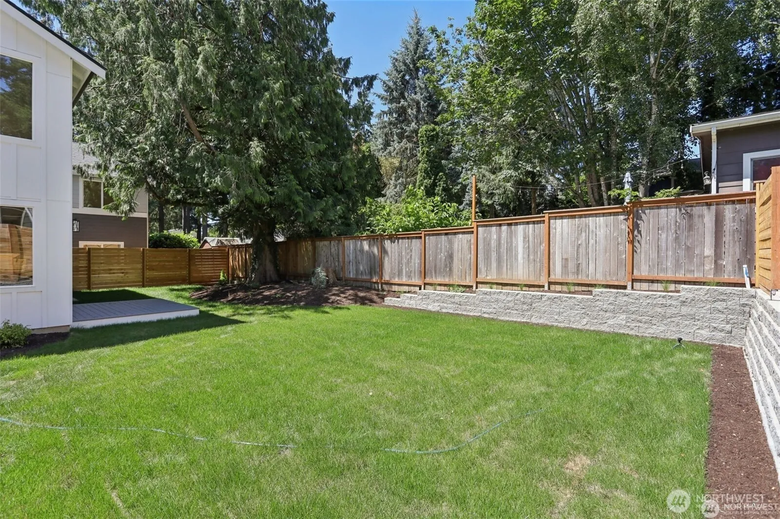 Property photo for 11737 38th Avenue Ne #b, Seattle photo 3