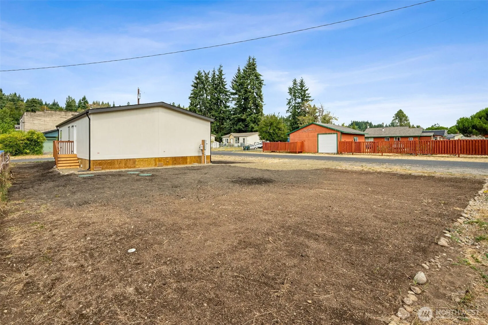 Property photo for 205 E 7th Street E, Bucoda photo 2