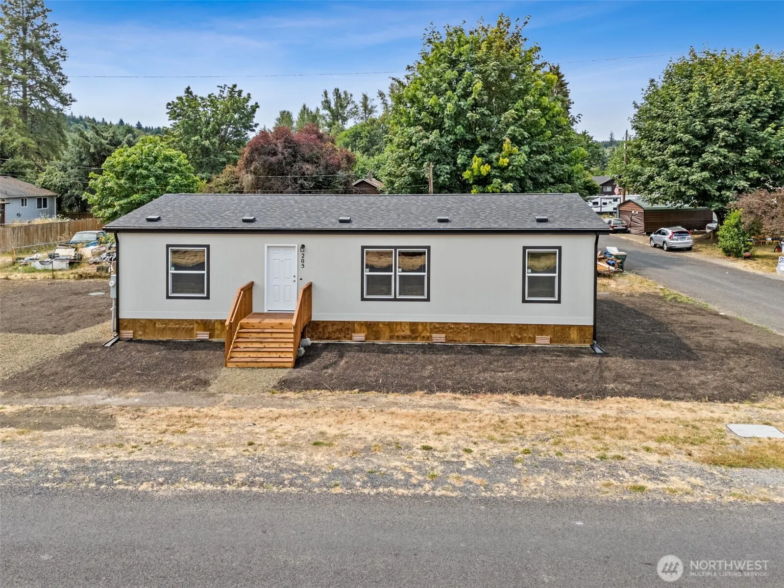Property photo for 205 E 7th Street E, Bucoda