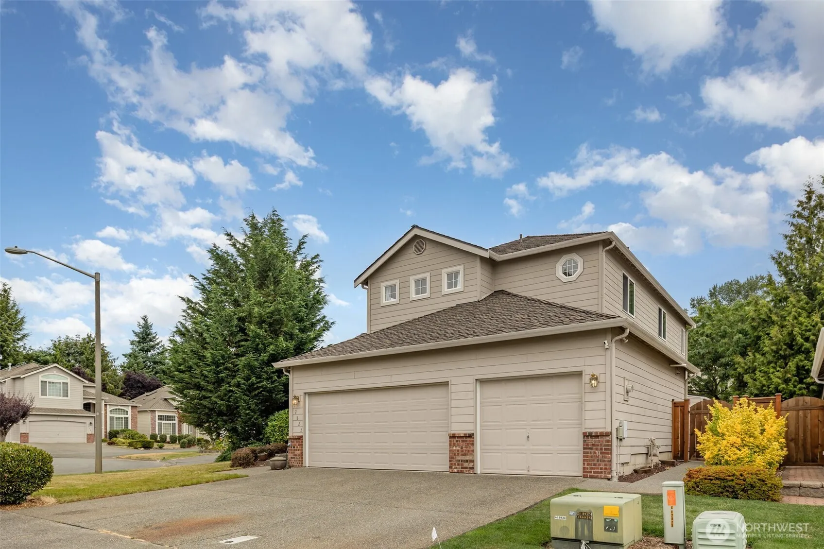 Property photo for 12822 Se 223rd Place, Kent photo 2