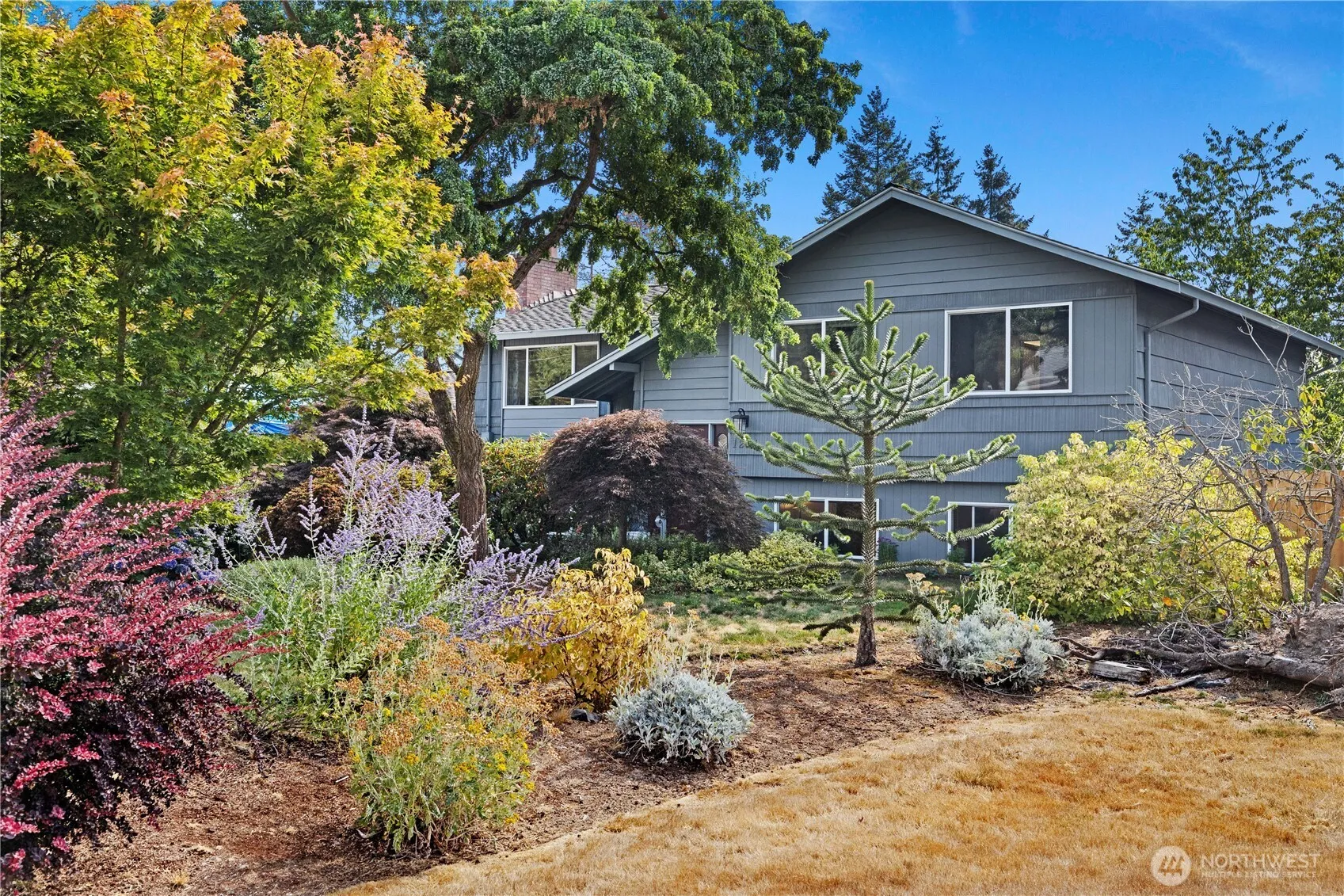 Property photo for 1224 170th Avenue Ne, Bellevue photo 2