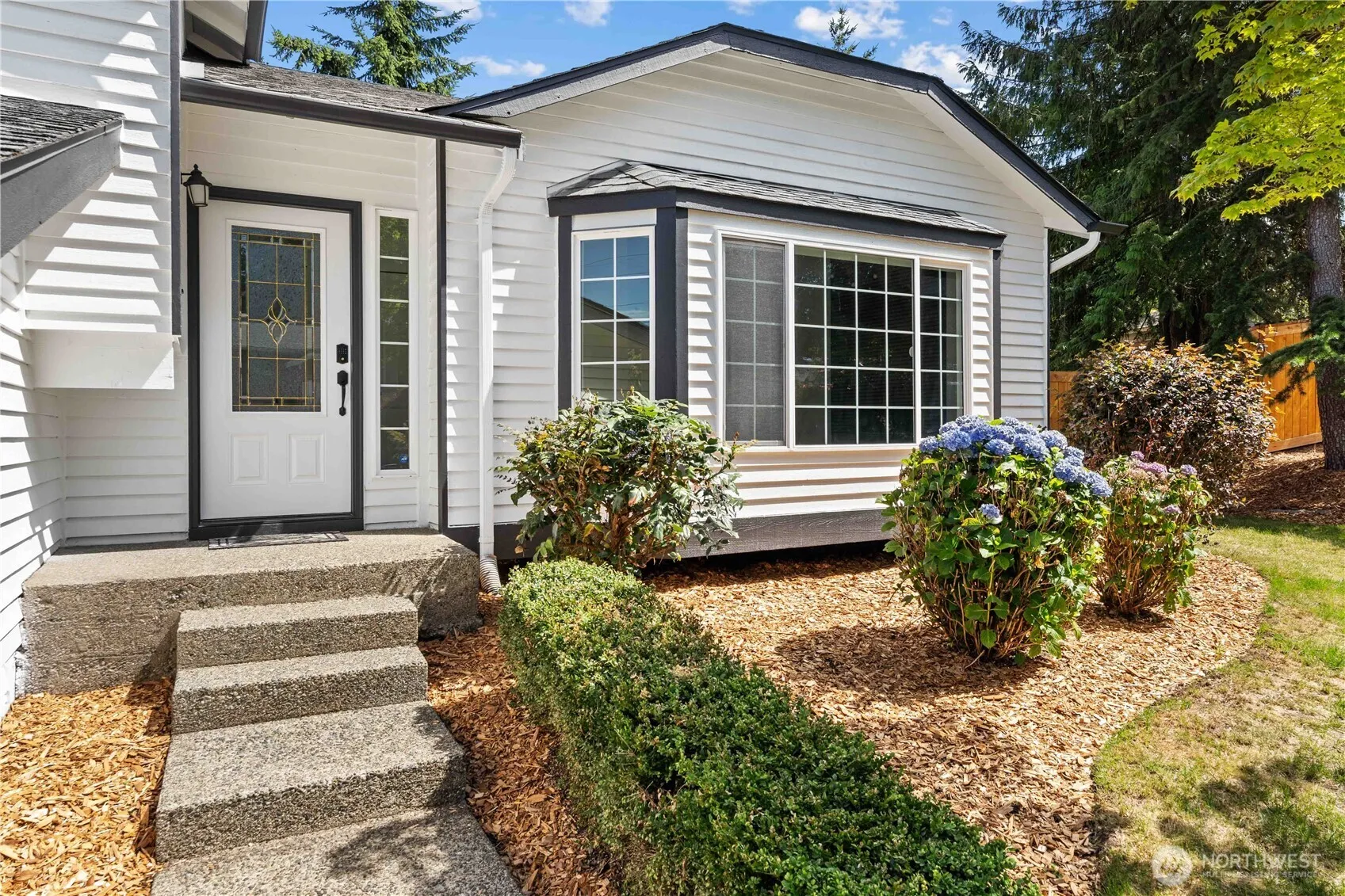 Property photo for 1902 24th Street Nw, Auburn photo 2