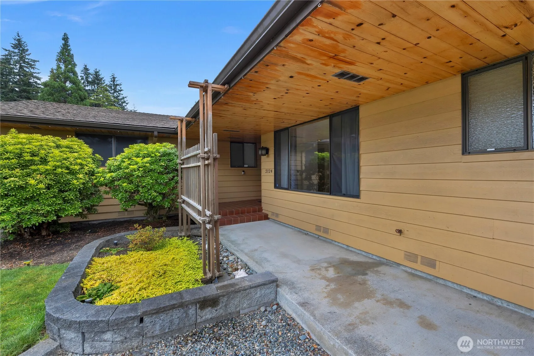 Property photo for 2124 104th St Se, Everett photo 5