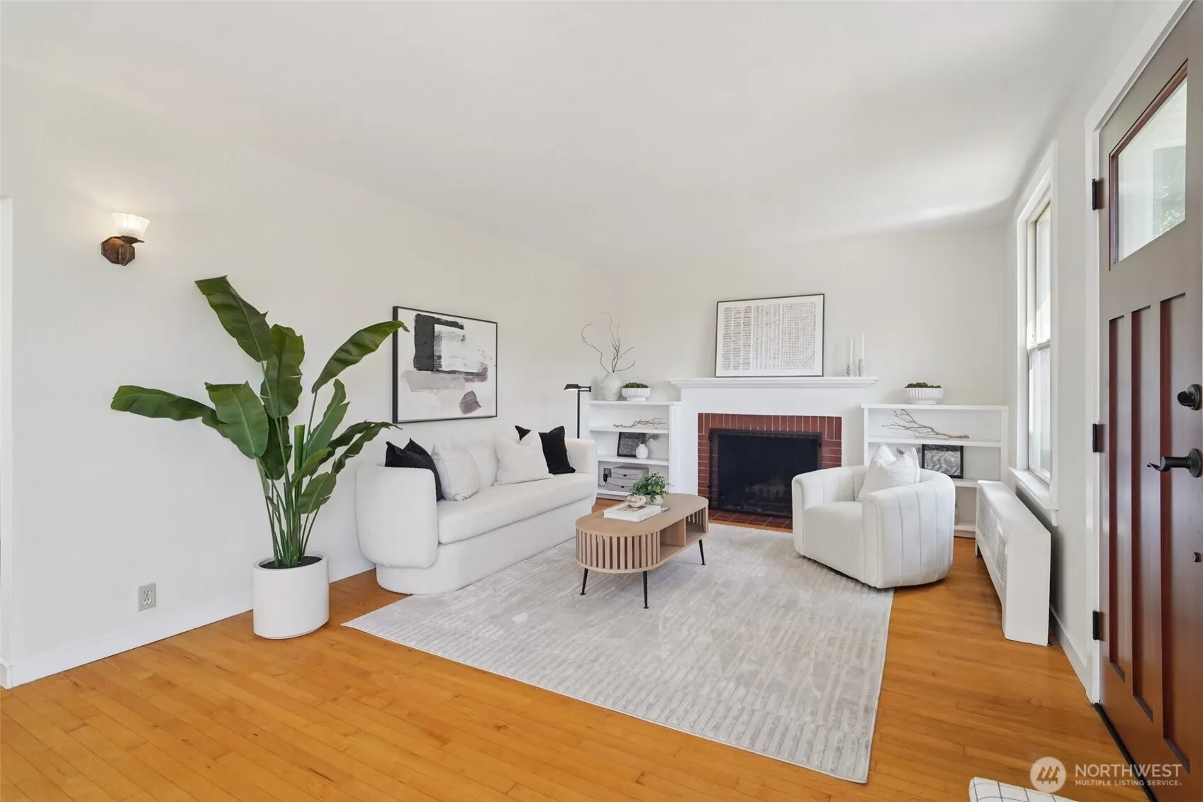 Property photo for 8045 14th Avenue Ne, Seattle photo 3