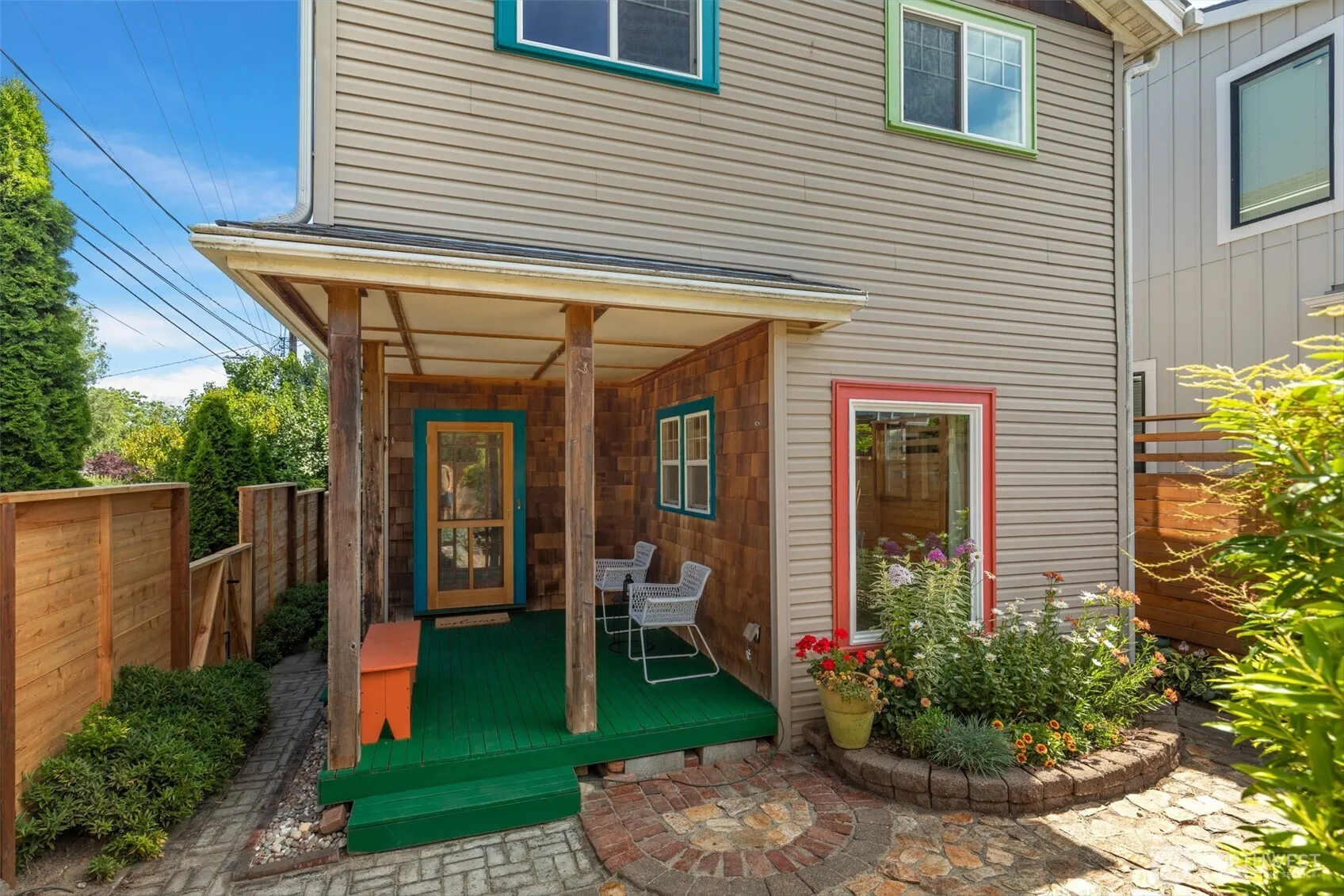 Property photo for 8544 9th Avenue Nw, Seattle photo 2