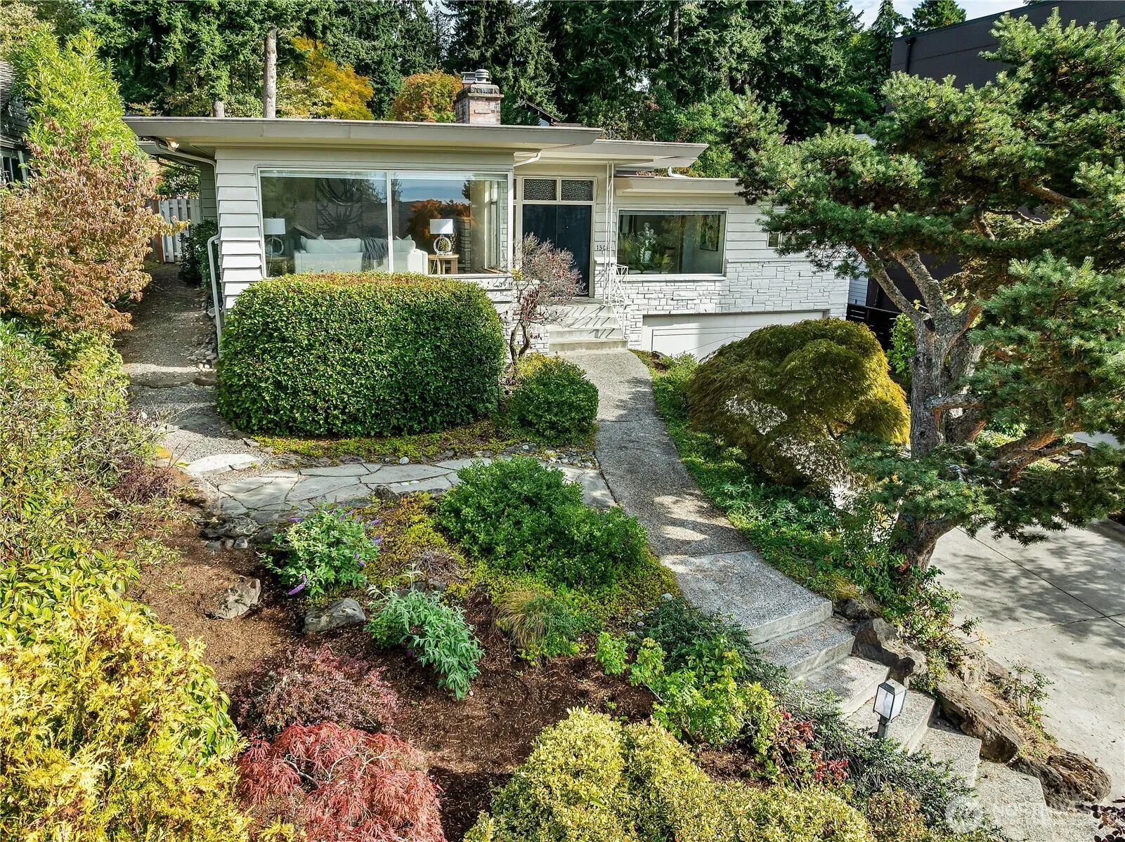 Property photo for 13014 8th Avenue Nw, Seattle photo 4