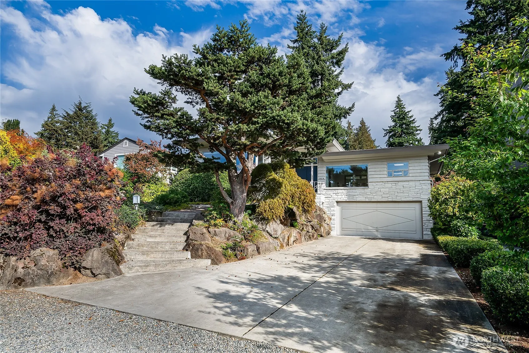Property photo for 13014 8th Avenue Nw, Seattle photo 2