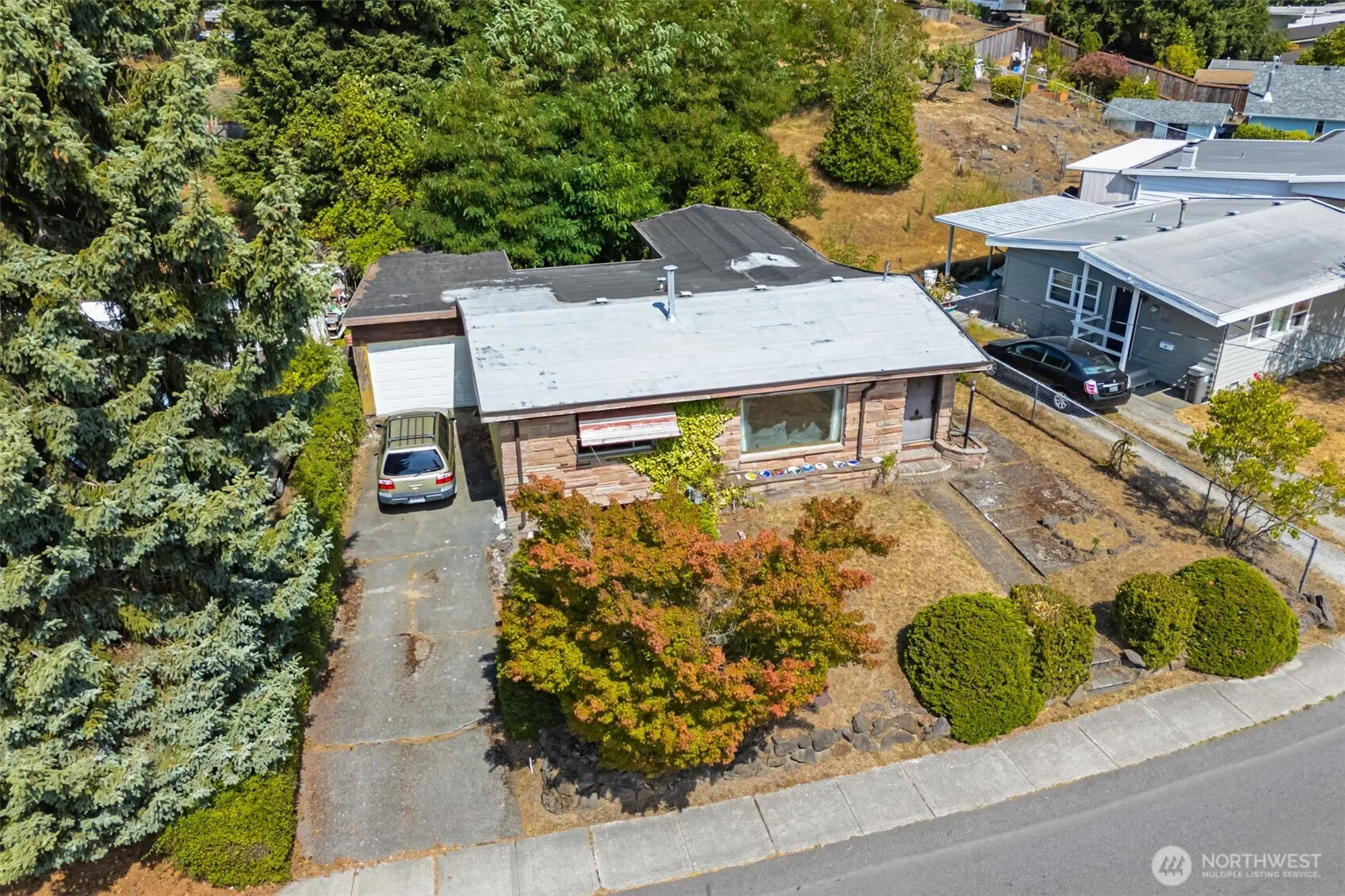 Property photo for 2508 Ne 5th Place, Renton photo 3