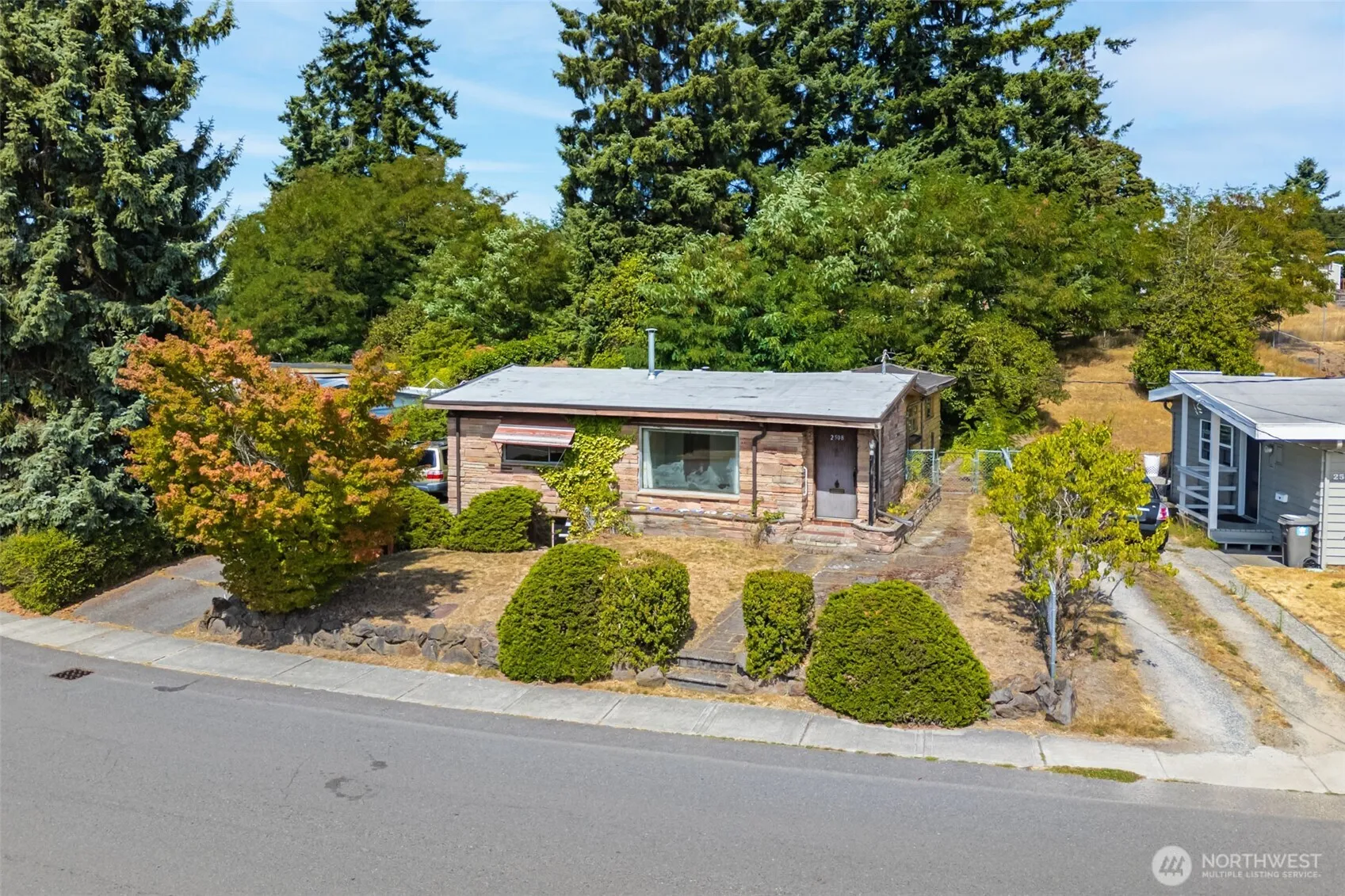 Property photo for 2508 Ne 5th Place, Renton