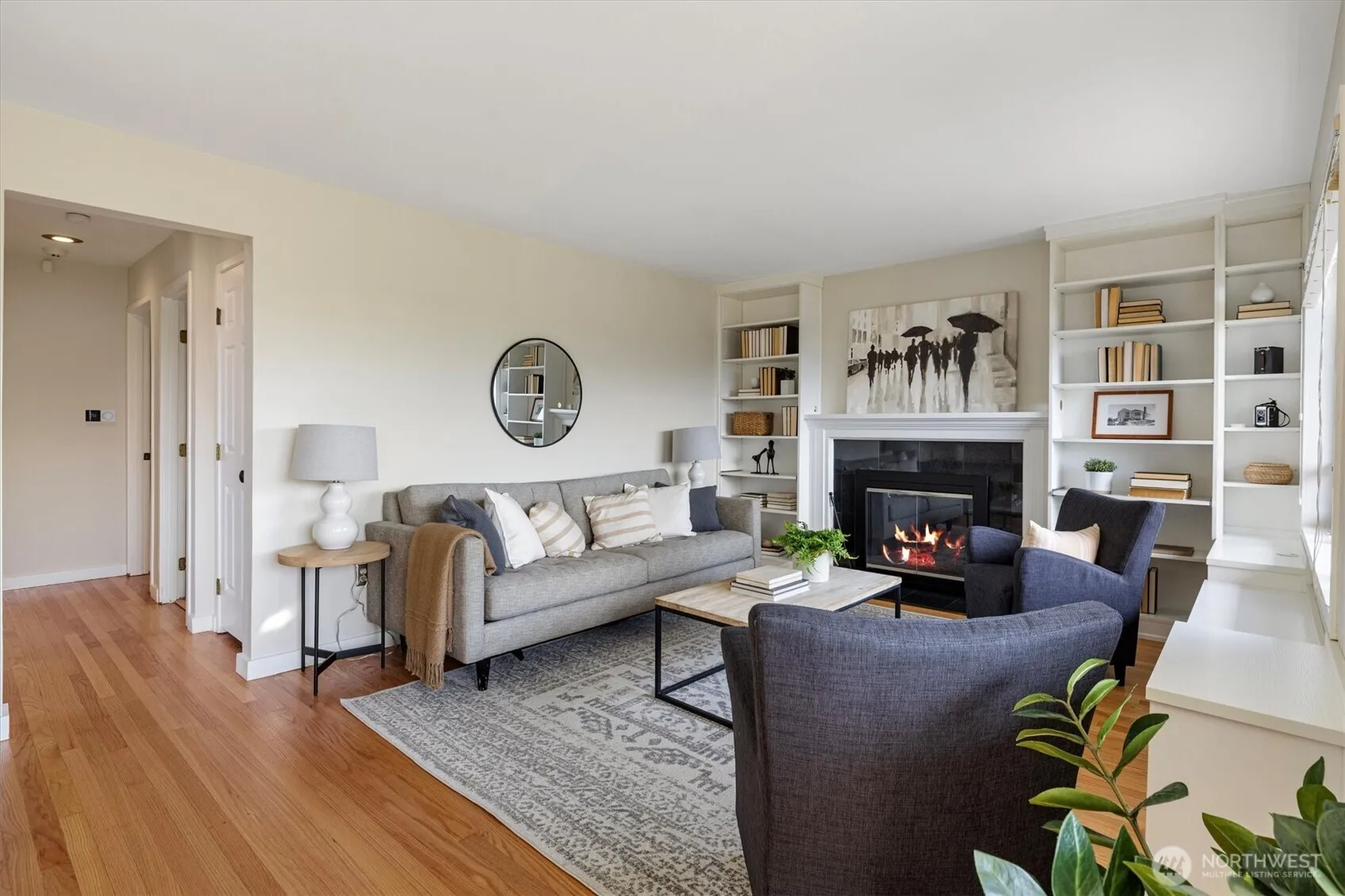 Property photo for 9740 Phinney Avenue N, Seattle photo 4