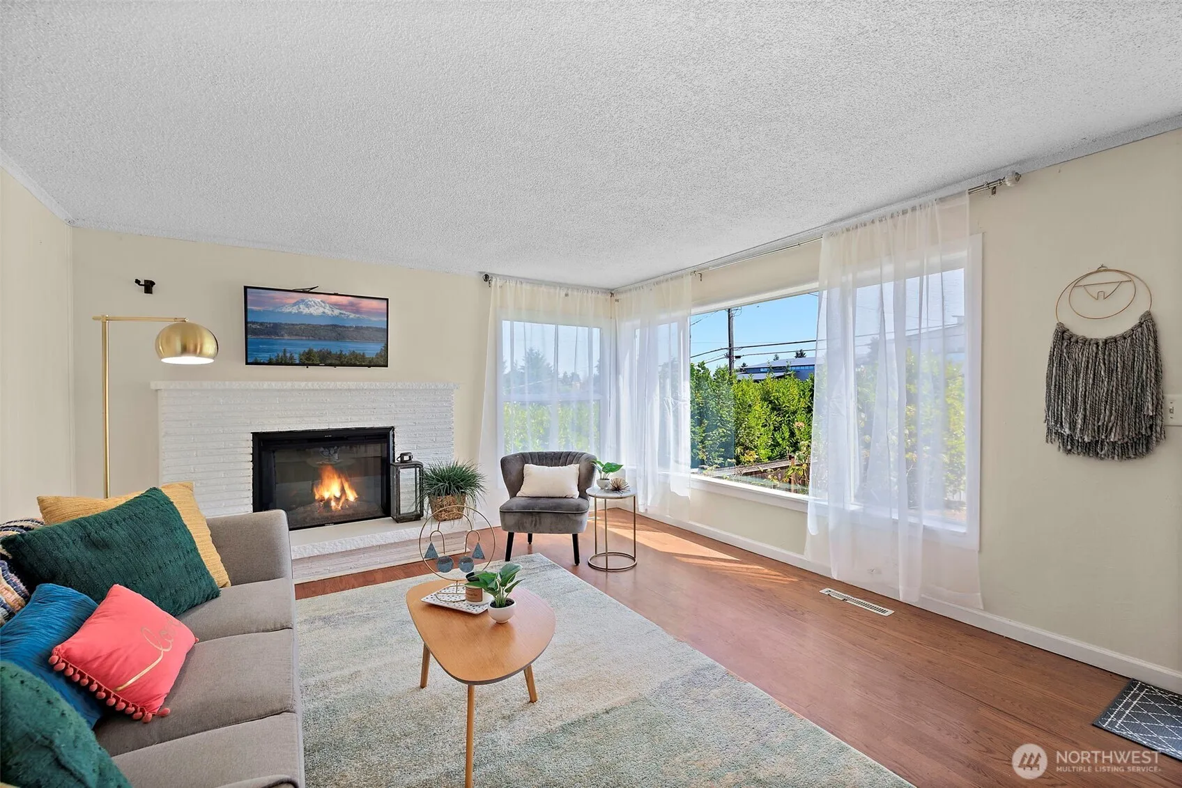 Property photo for 10743 14th Avenue Sw, Seattle photo 4