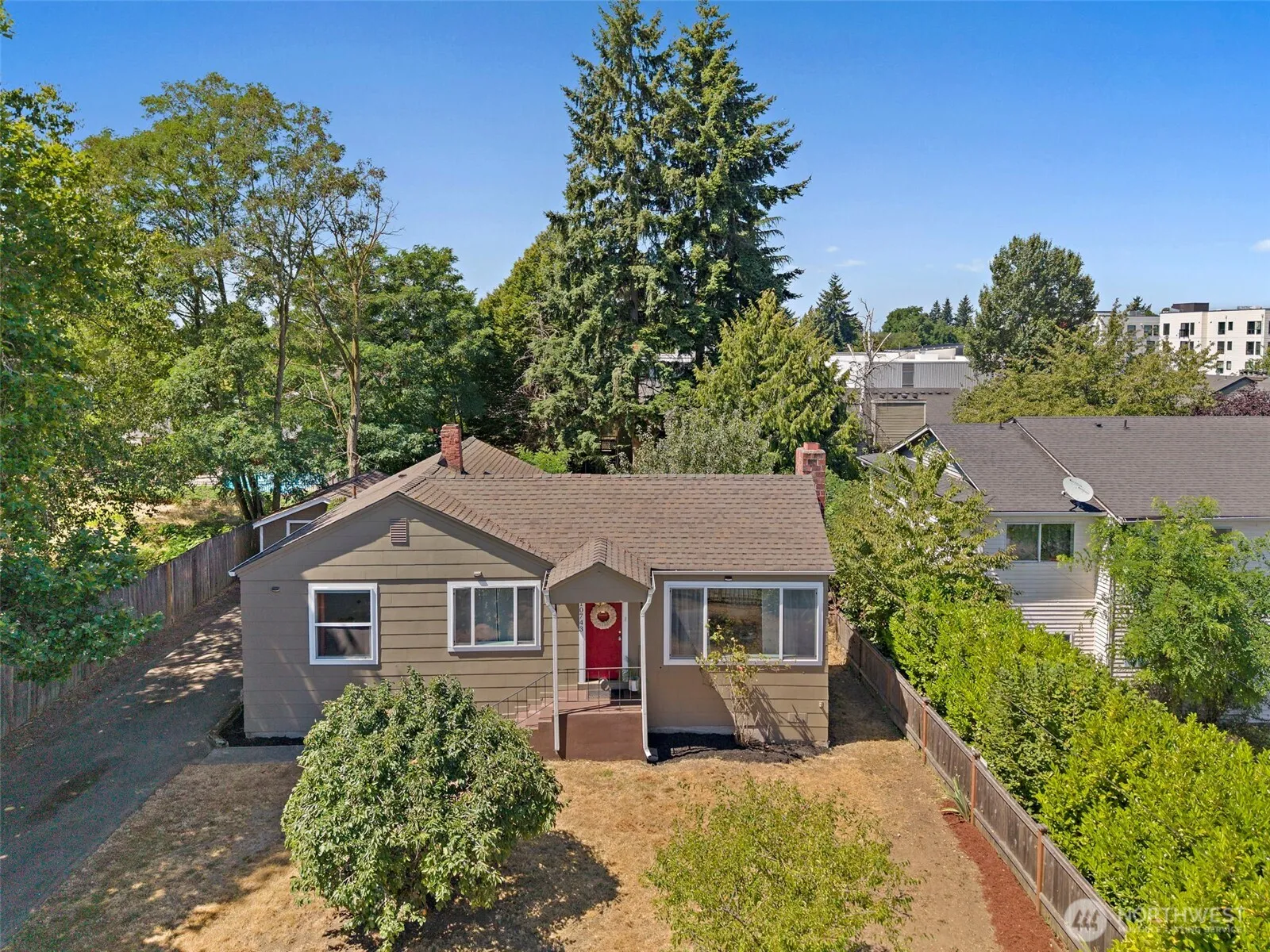 Property photo for 10743 14th Avenue Sw, Seattle