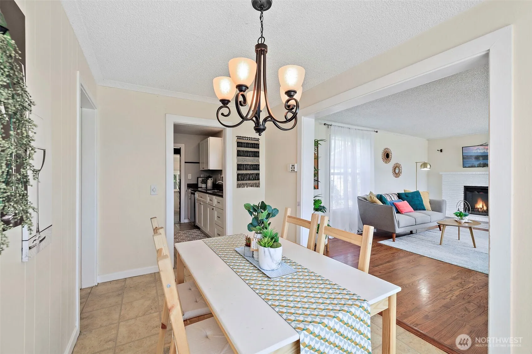 Property photo for 10743 14th Avenue Sw, Seattle photo 5
