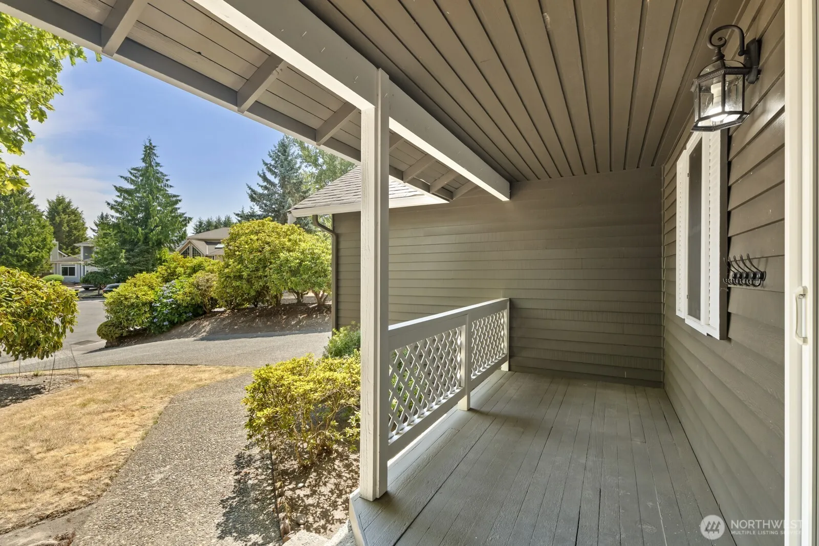 Property photo for 14012 Ne 86th Court, Redmond photo 4