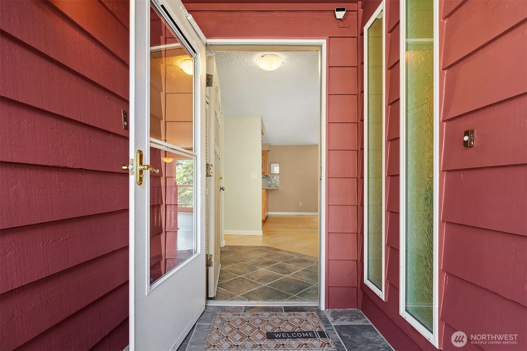 Property photo for 4725 Glenhaven Drive, Everett photo 3