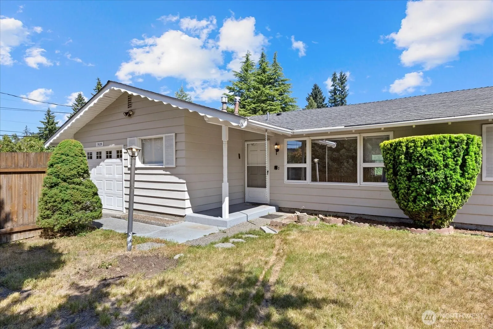 Property photo for 9125 Meadow Way, Everett photo 4