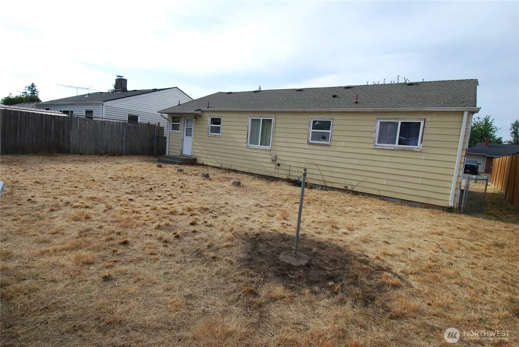 Property photo for 1208 Violet Meadow Street S, Tacoma photo 2