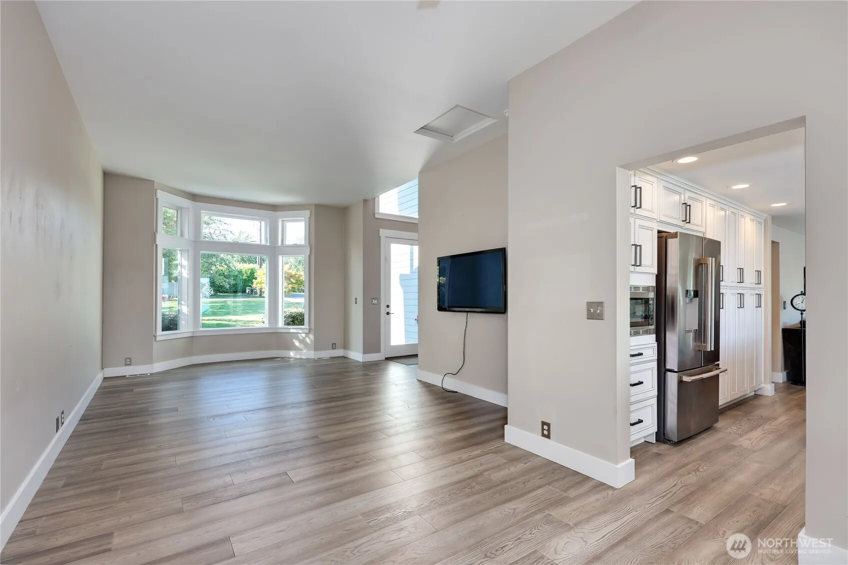 Property photo for 8117 Se Bay Street, Port Orchard photo 3